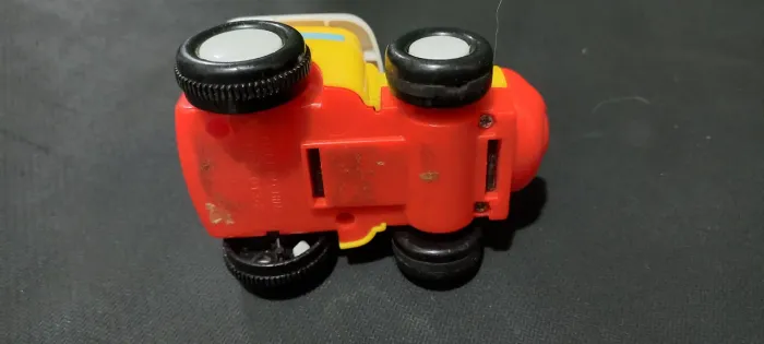 Trenzinho da linha bbr toys a fricção