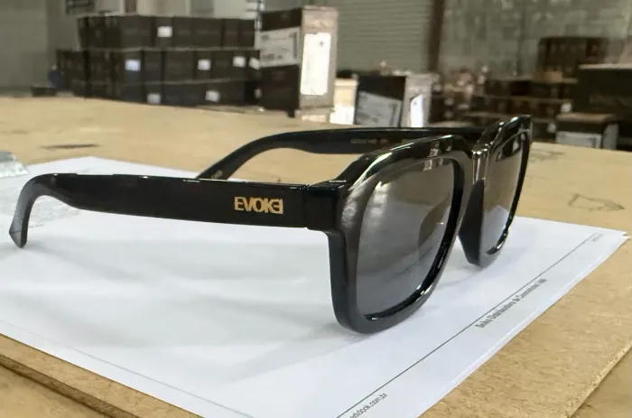 Óculos Evoke EVK 52 A01 Black Shine/Lente Gray Total