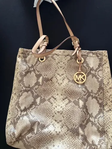 BOLSA MK 300,00