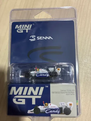 Mini GT Senna 
