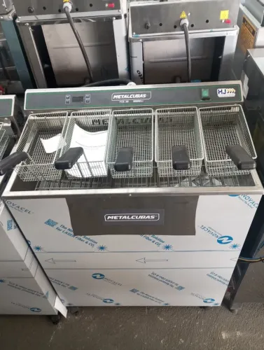 Nz. Fritadeira elétrica 30L 10.000w 5 cestos METALCUBAS