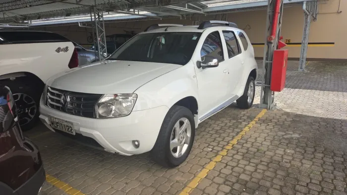 Renault Duster Dynamique 2.0 Hi-flex 16V Aut. 2013