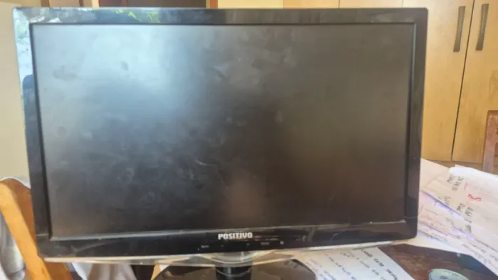Monitor Positivo 19 Polegadas P971WAL-P