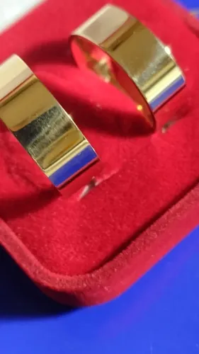 Par Alianças Noivado Casamento  Ouro 18 Kilates 8 Gramas 7 mm Maciça Anatômica