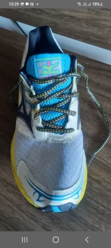 Tênis Mizuno Wave Creation 