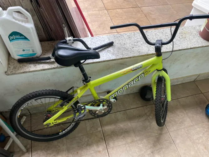 bicicleta aro 20 Monaco Bmx