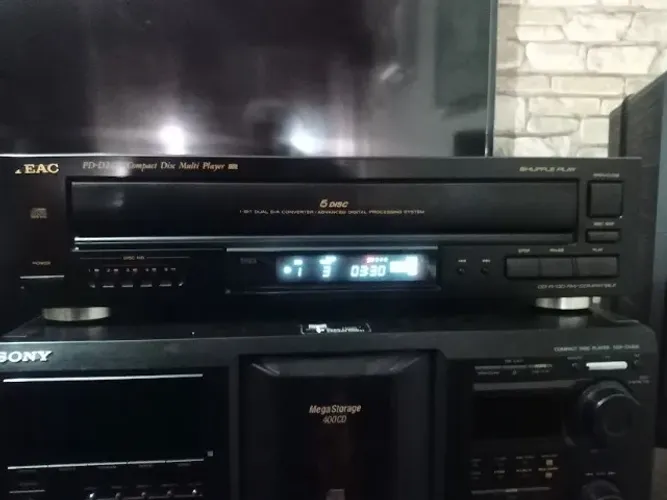 cd player teac PD-D2410 (revisado)