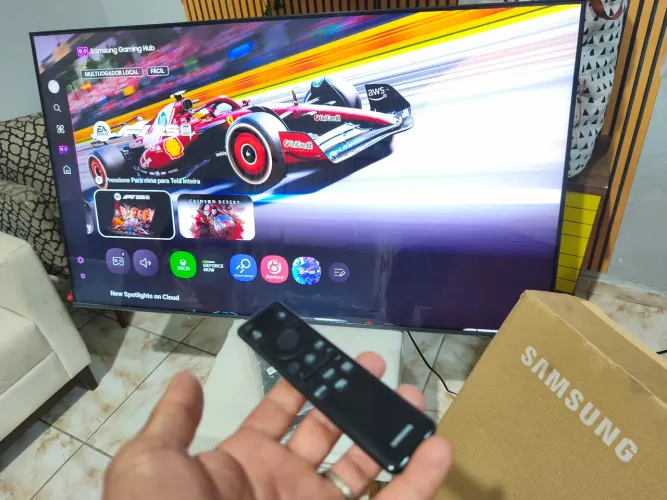 SMART TV 50 SAMSUNG CRSTAL 4K ,,MODELO NOVO COM XBOX E ALEXA