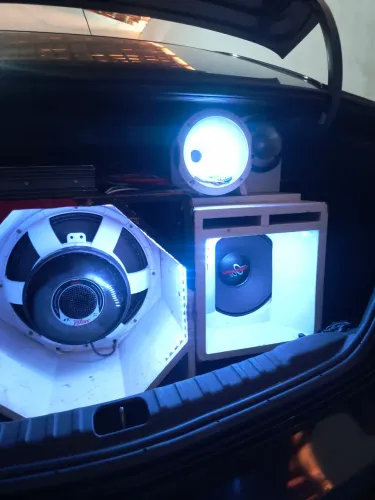 Som automotivo para carro
