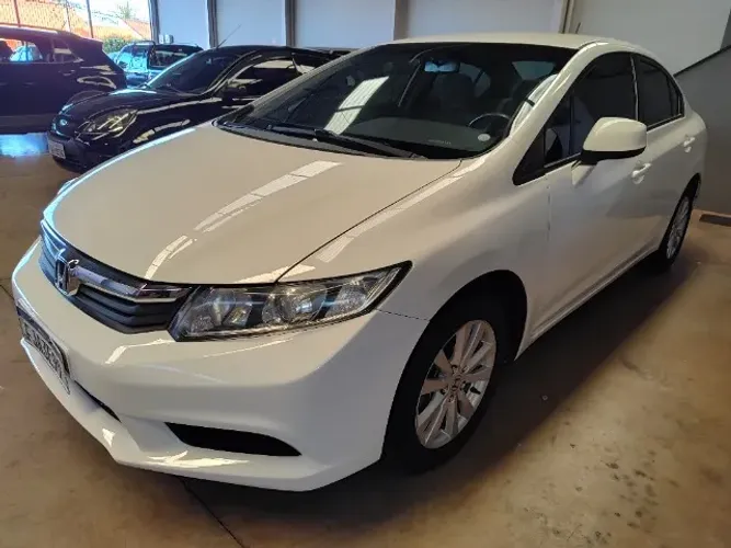 Honda Civic Sedan LXS 1.8/1.8 Flex 16V Mec. 4P 2015