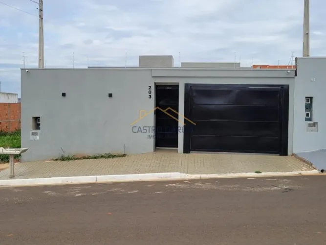 Casa à venda em Nova Odessa, Jardim dos Lagos, com 3 quartos, com 150 m²
