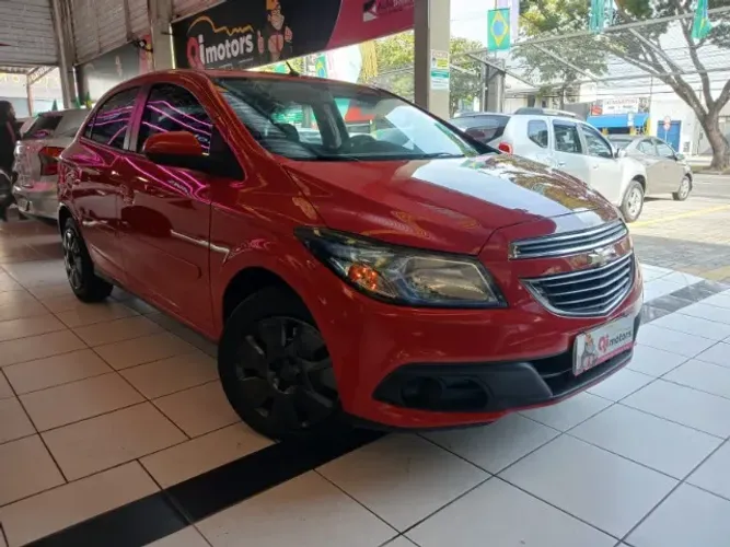 Chevrolet Onix Hatch LT 1.4 8V Flex Power Mec. 4P 2014