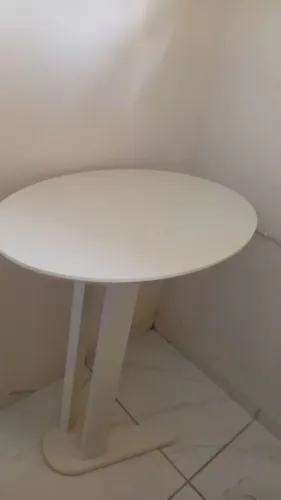 Mesinha de apoio