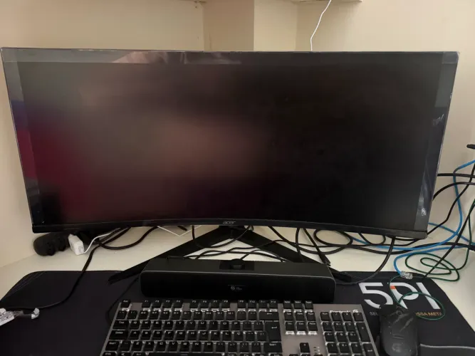 VENDO MONITOR GAMER ACER QHD 34?