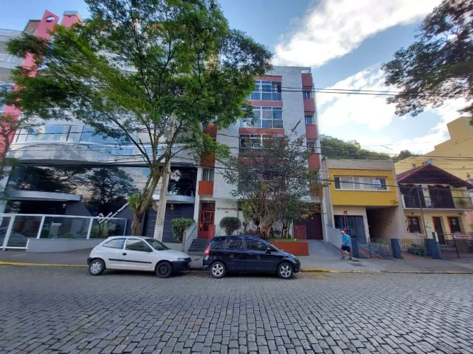 Apartamento de 01 quarto e vaga de garagem