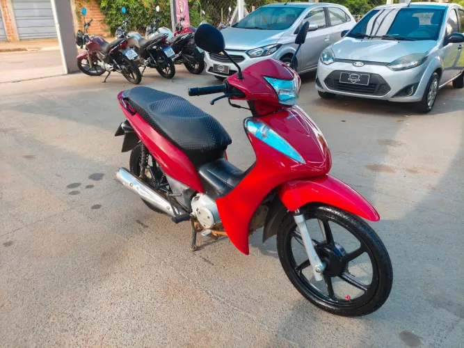 Honda biz 125 ES completa 2012