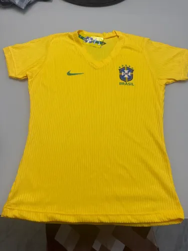 Camisa do Brasil feminina