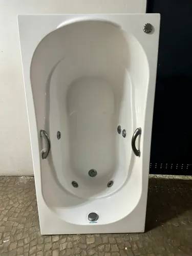 Banheira de hidromassagem AQUAPLÁS COMPLETA