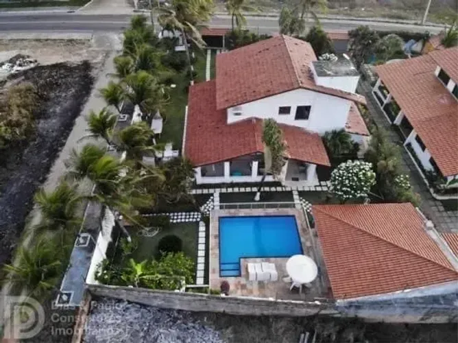 CASA DUPLEX, a venda, vista mar,  (porteira fechada) na belíssima praia do CUMBUCO NO CEAR