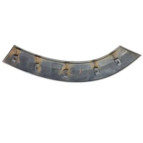 Moldura Porta Traseira Esquerdo Chevrolet Tracker 2020/2025