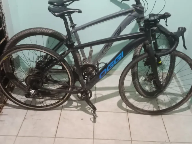 Vendo roda com K7 9 velocidade e cubo Absolut no aro 700
