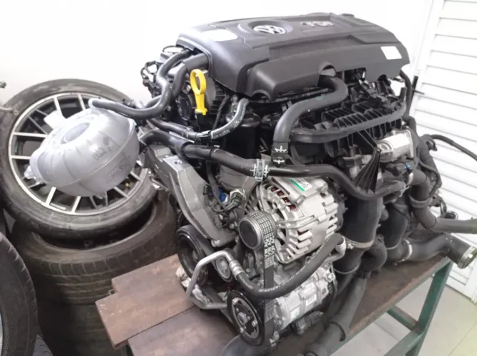 Motor Completo S Câmbio Vw Jetta Gli 2.0 2023 / 2024 244km