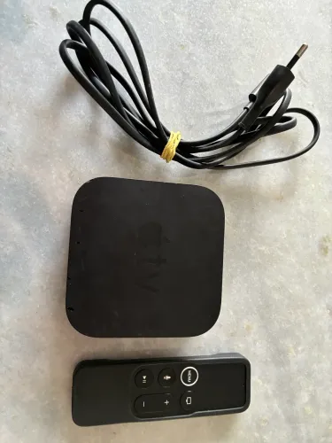 Apple TV a1842 32 gb