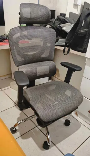 Cadeira ergonômica Bt07 Luvinco 