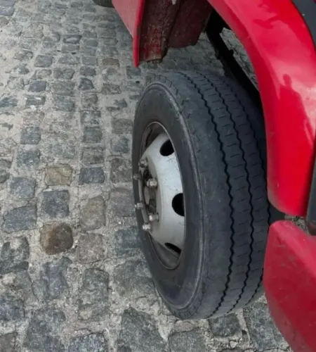 MB 710 ano 2008 entrada 19 mil