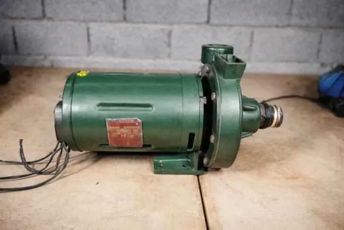 BOMBAS SCHNEIDER 1 CV - 110V COM GARANTIA - muito Potente - entrego GRÁTIS