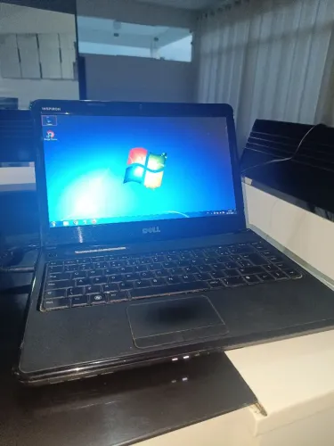 Dell Inspiron i3 N4030 HD 320gb 3gb RAM (Excelente Estado)