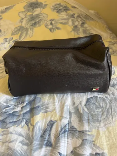 Necessaire bolsa tommy Hilfiger em couro
