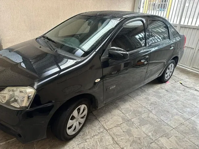 Toyota Etios XS Sedan 1.5 Flex 16V 4P Mec. 2015