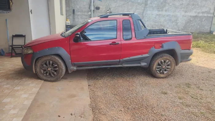 Fiat Strada Adventure 1.8/ 1.8 Locker Flex CE 2012