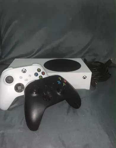 Xbox série S 512gb/Vendo ou Troco IPhone pro max