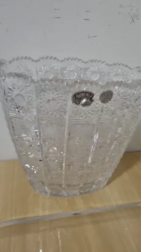Vaso / Centro de Mesa em Cristal de Bohemia Legítimo - 24% PbO Tchecoslovaco