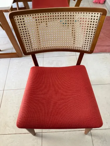 Conjunto com 6 cadeiras de jantar em madeira, palhinha e estofado