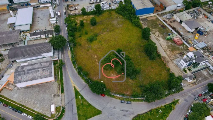 Terreno à venda, 9600 m² por R$ 7.800.000,00 - Novo Cavaleiro - Macaé/RJ