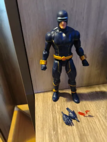 Ciclope Astonishing X-Men (Marvel Legends)