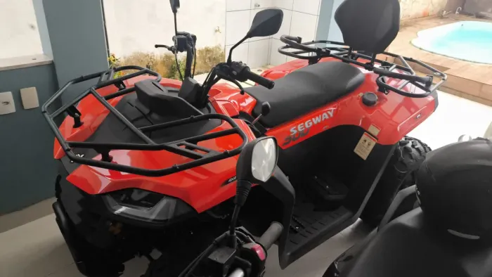 Quadriciclo Segway automático 4x4 permanente, redução com apenas 55 horas ou 95 km