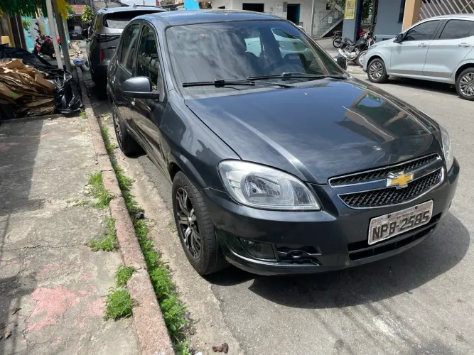 Chevrolet Prisma Sed. Maxx/ LT 1.4 8V Econof. 4P 2012