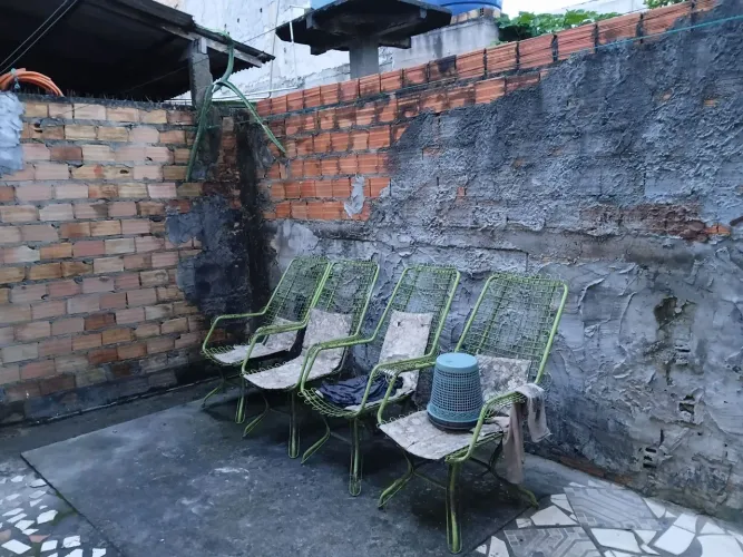 CASA EM ÓTIMA LOCALIZAÇÃO
