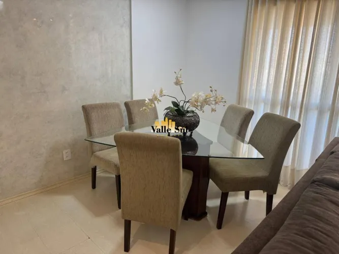 Apartamento Mobiliado para Alugar com 2 Quartos Andar Alto e Vista Privilegiada
