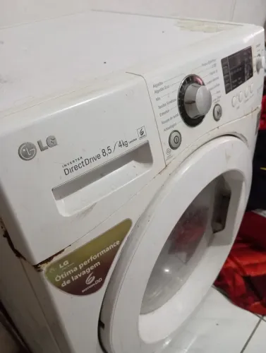 Lava e seca LG 8,5/4 kg