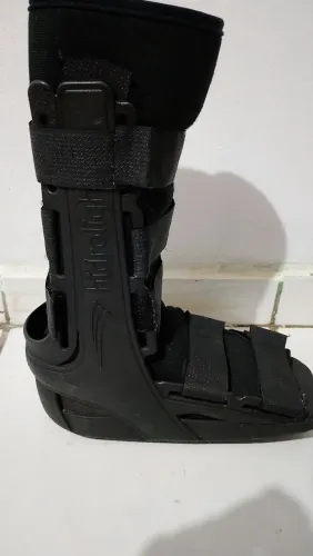 Bota ortopédica tamanho P