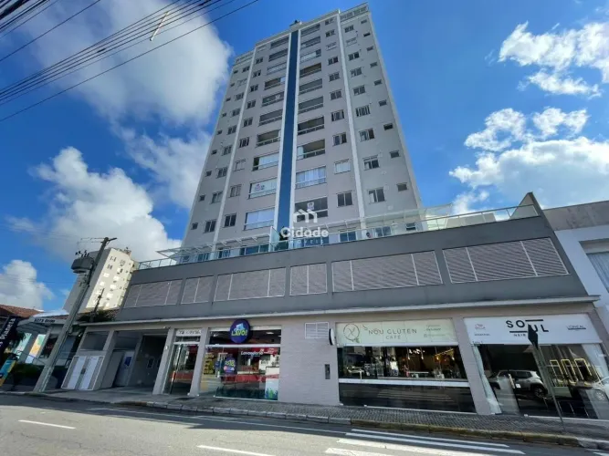 Apartamento para locação no Centro - Alto padrão, mobiliado e em localização privilegiada