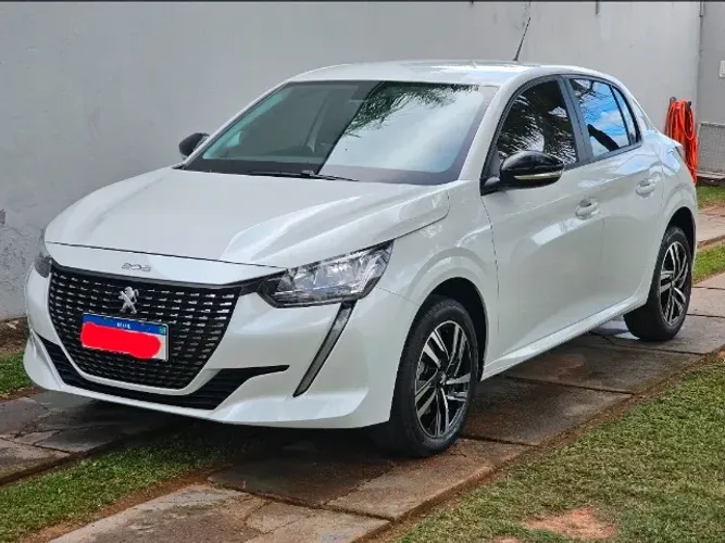 Peugeot 208 Allure 1.0 Tubo Flex 5P Aut. 2024