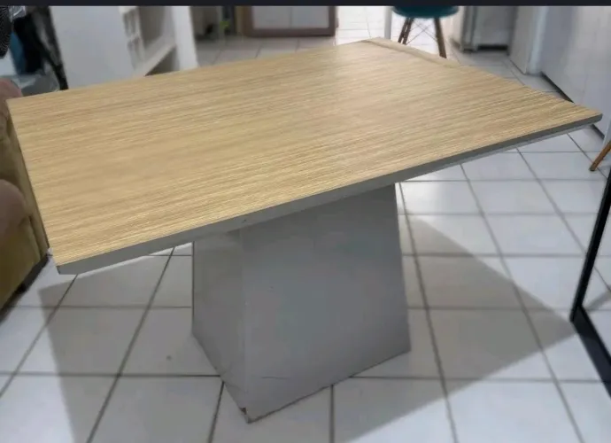 Mesa de Jantar / Escritório (Desmontável)