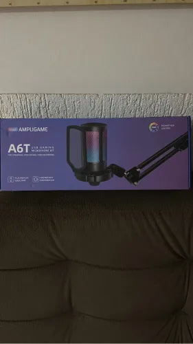 Microfone com suporte de mesa FIFINE