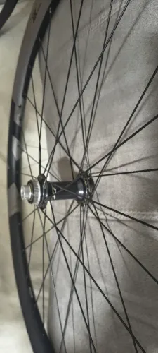 Rodas Shimano XT WH8120 aro 29 boost largura interna 30mm